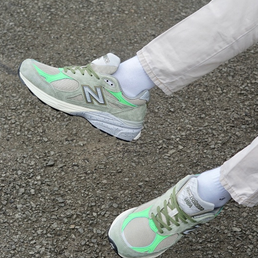 New Balance x Patta 990v3 Olive