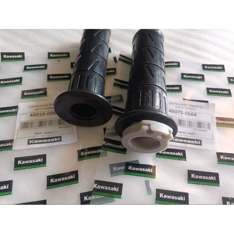 handgrip set kawasaki Ninja 250 fi -2 lobang original