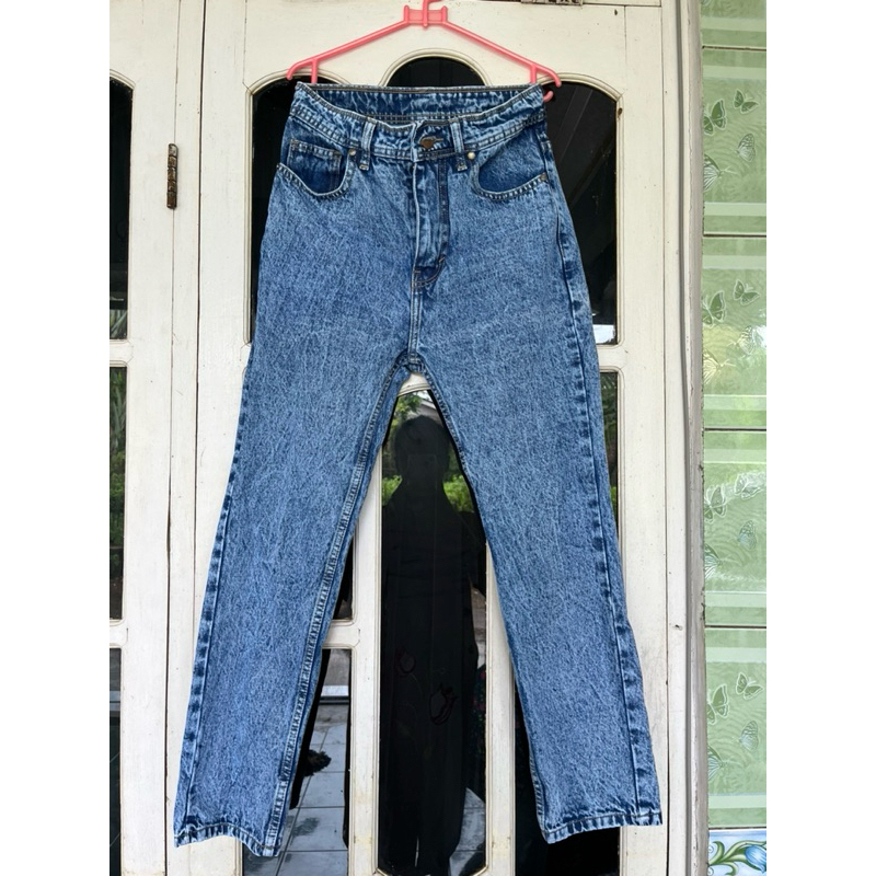 preloved fashion