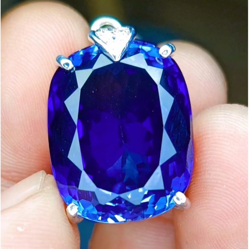 BATU PERMATA BLUE SHAPIRE LIONTIN PERAK