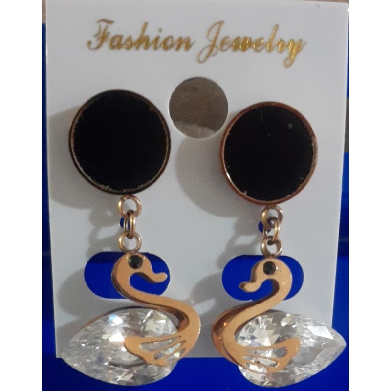 anting aixuan bentuk angsa