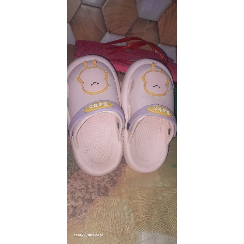Sendal preloved minus , sendal anak preloved minus , Sepatu sendal bekas minus