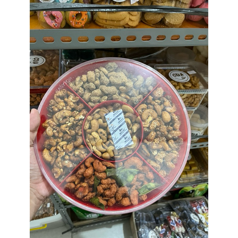 

KACANG METE MEDE TRAY PREMIUM 5 RASA | 5 in 1