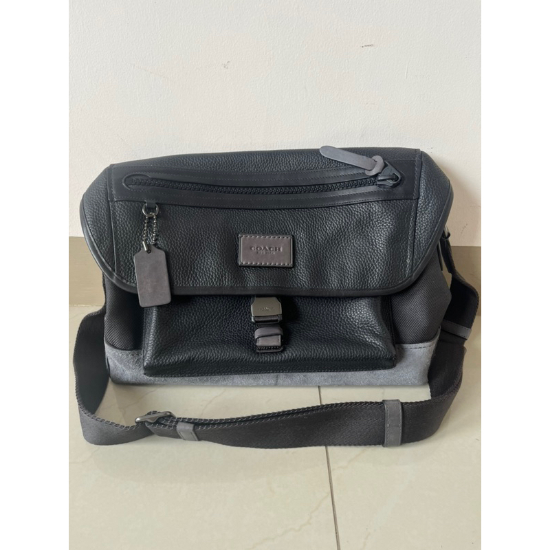 Tas Coach Pria Black Manhattan Bike Bag