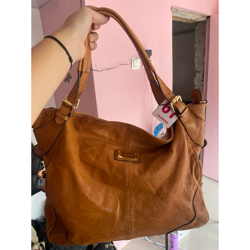 tas sisley