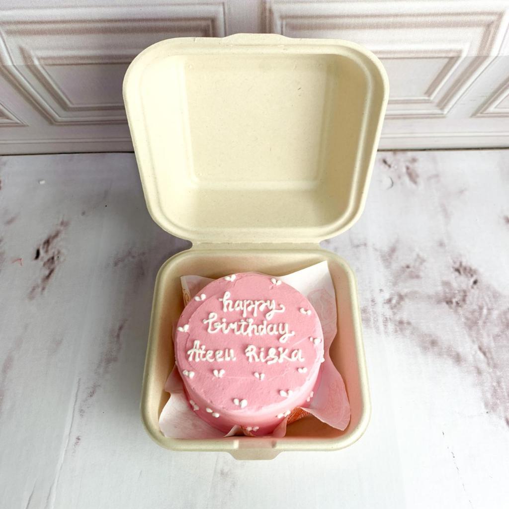 

Kue Ulang Tahun/Birthday Cake/Kue Ultah Tema Korean Pink/Pink Cake/Pink Soft