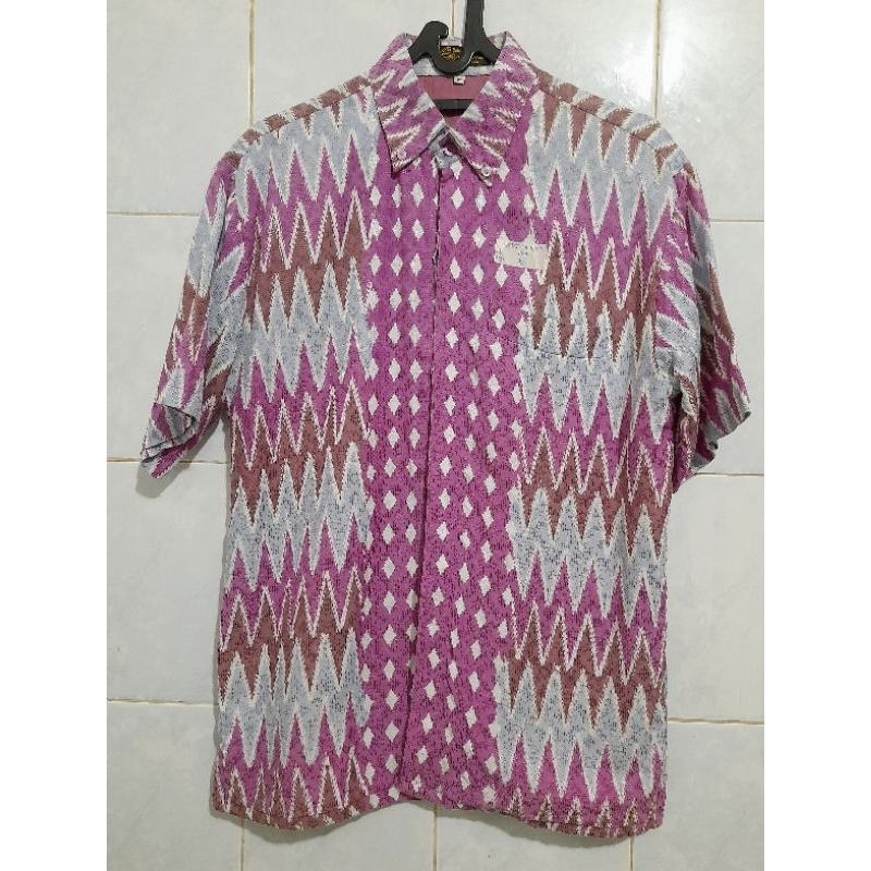 Kemeja batik pria ungu