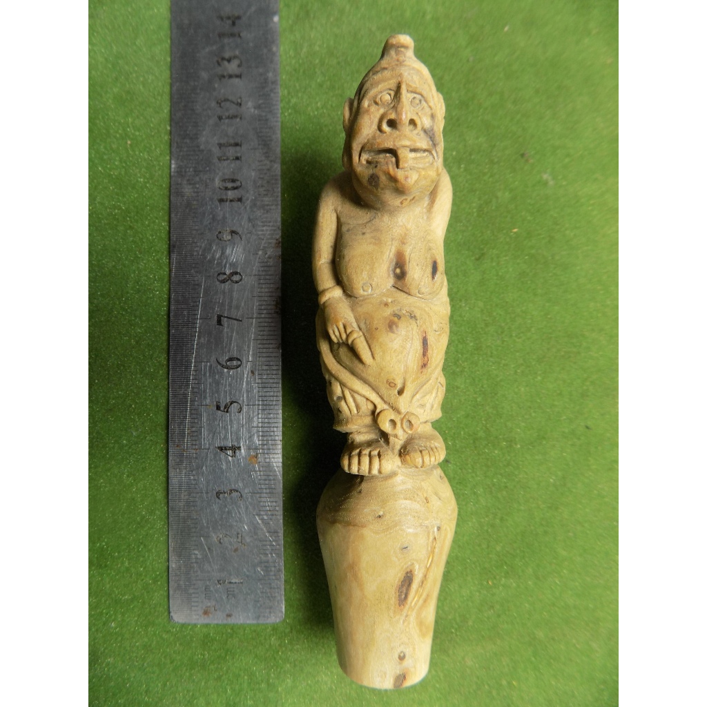 handle keris bahan akar bahar putih alami dari dasar laut motif ukir semar