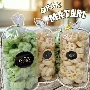 

Kembang Goyang / Opak Matari Manis Wijen Oleh Oleh Khas Blitar