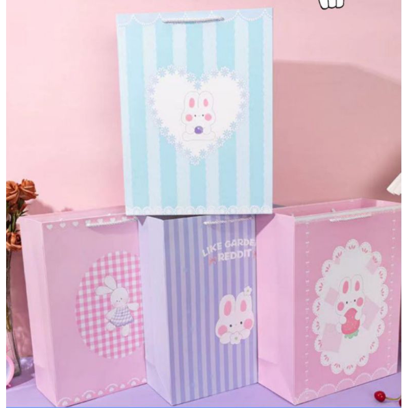 

PAPERBAG TALI - TAS KADO - UKURAN BESAR