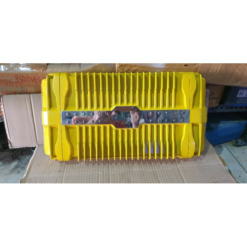 power amplifier mobil 4channel boss killer ka904 second bekas normal siap pakai