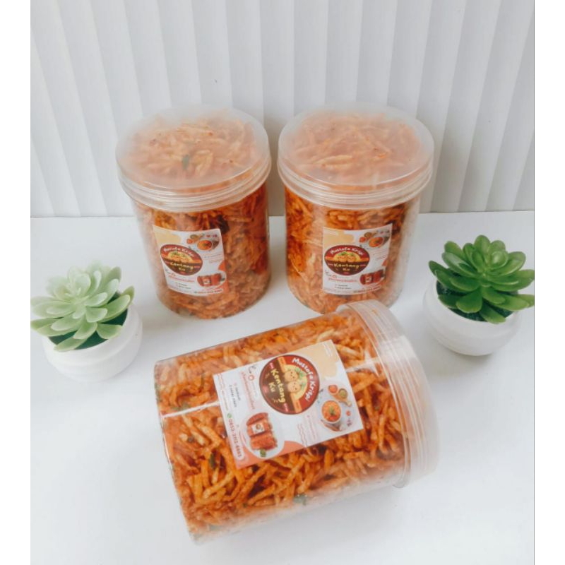 

Kentang Mustofa Krispi Gurih Pedas Manis lezzat ( toples 750 ml )