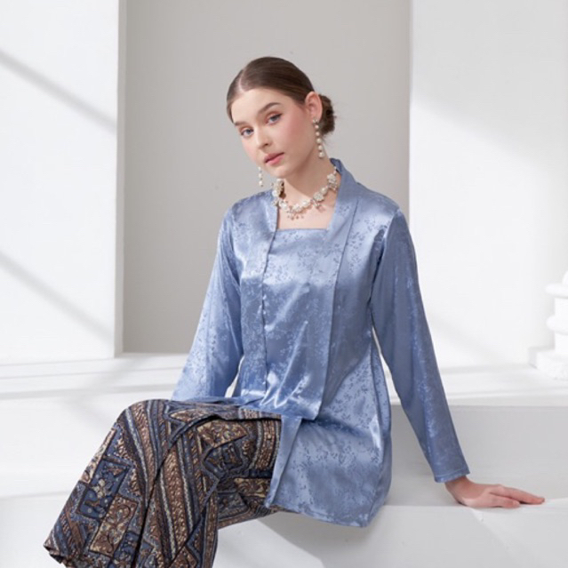 Kebaya Kutubaru Biru / Kebaya Kutubaru Bigsize Jumbo / Kebaya Kondangan Modern