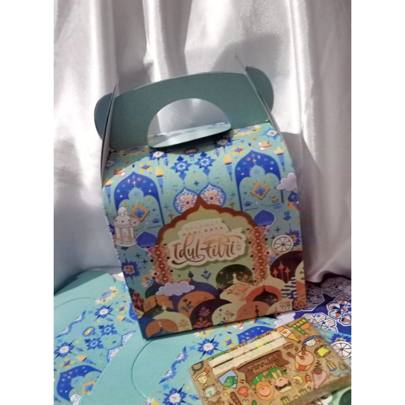 

Gable BOX Hampers Parcel Idul Fitri Kotak Hadiah Lebaran