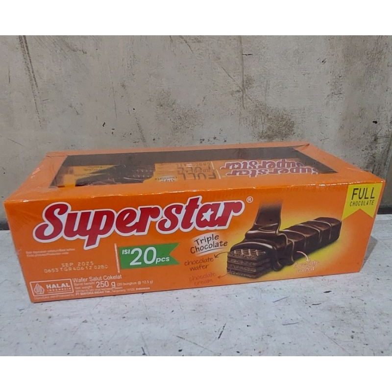 

Superstar Wafer Cokelat 250g PAK isi 12 stick