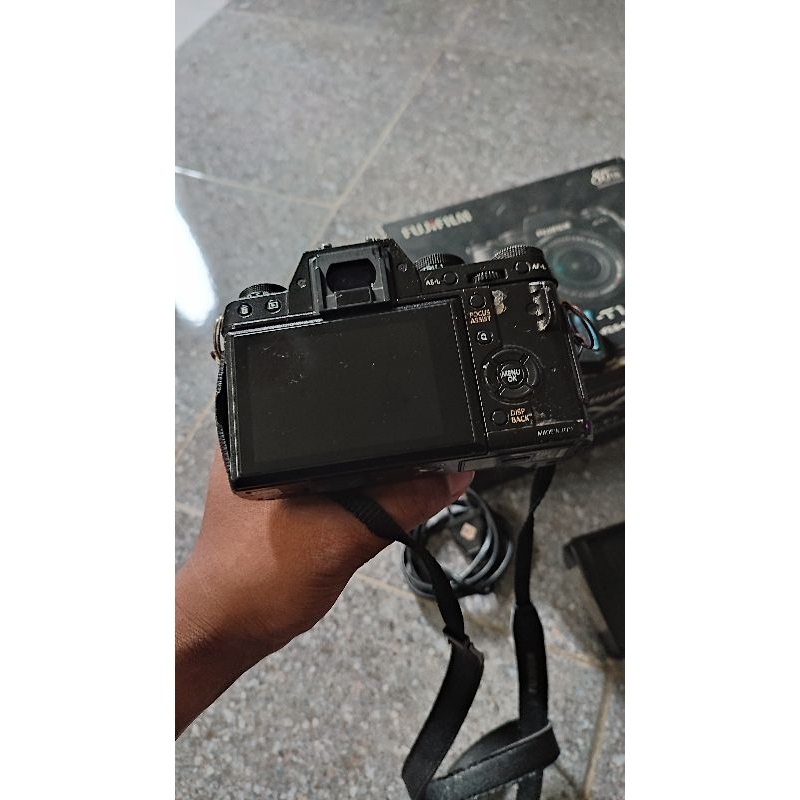 fuji film xt 1 + lensa kit