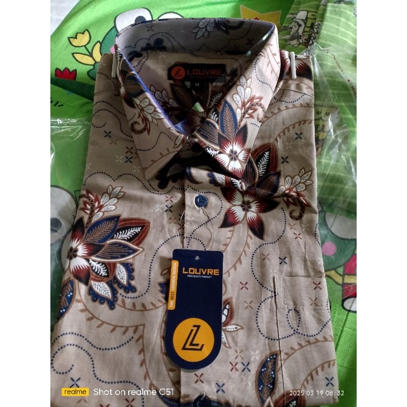 KEMEJA BATIK LOUVRE NEW