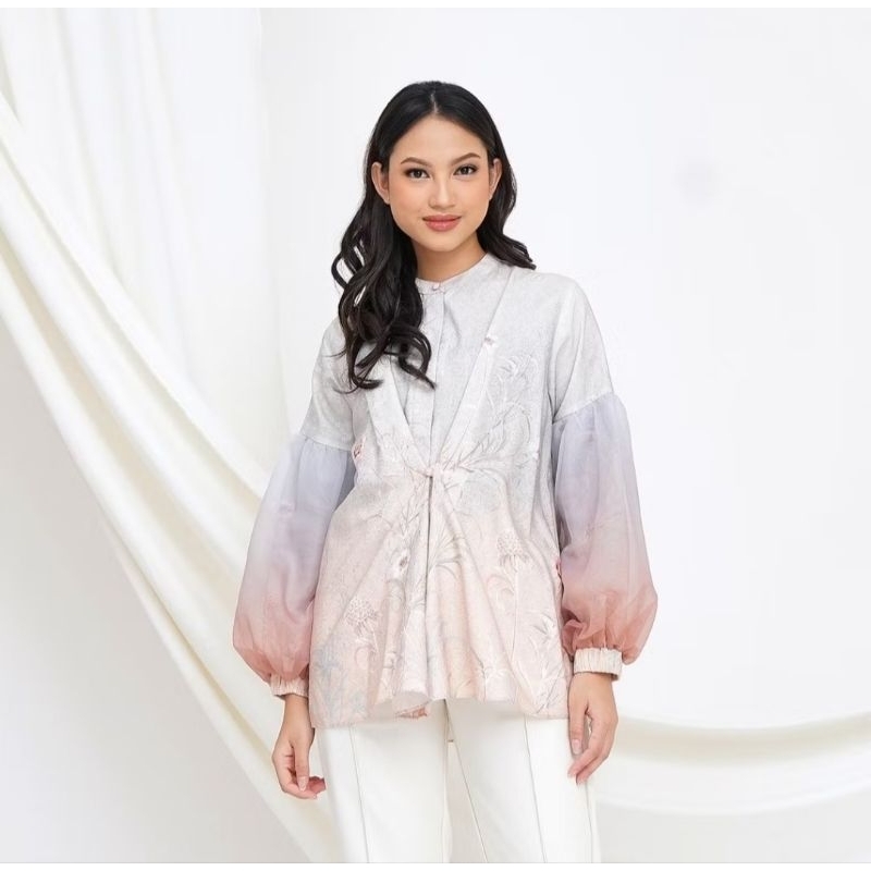 Nawasana Atasan Kemeja Blus Katun Doby Motif Print Aruna (PRELOVED)