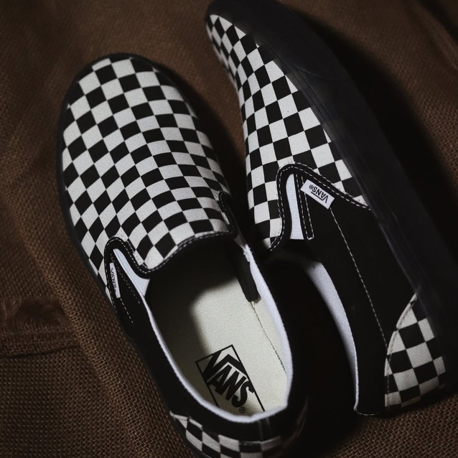 VANS SLIP ON CHECKERBOARD WHITE BLACK ORIGINAL