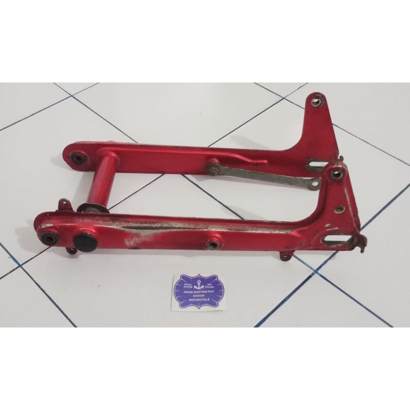 ARM YAMAHA V75 V80 SUPER DELUXE ORIGINAL