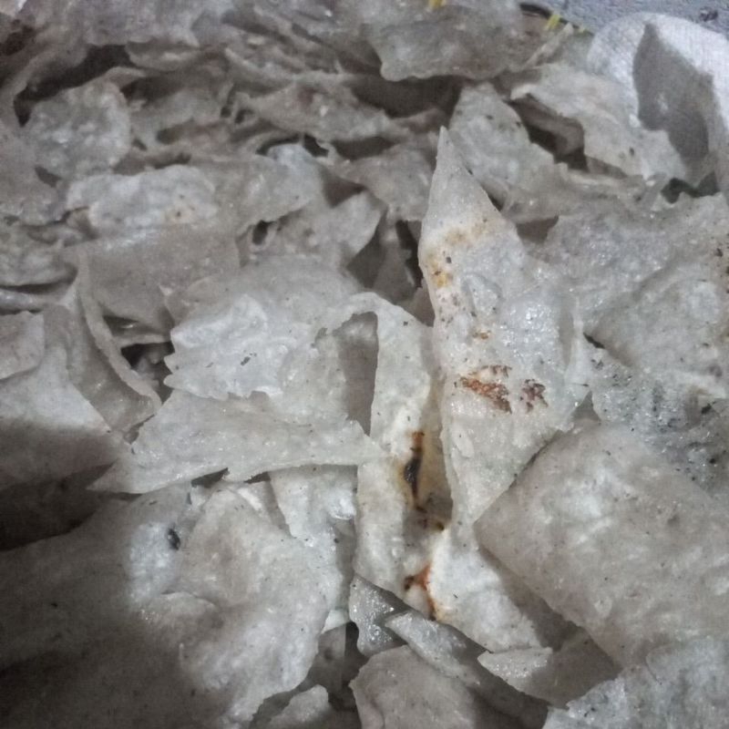 

1 KG KRIPIK TUMPI, TUMPI, KRIPIK, OLAHAN MAKANAN, CEMILAN RINGAN