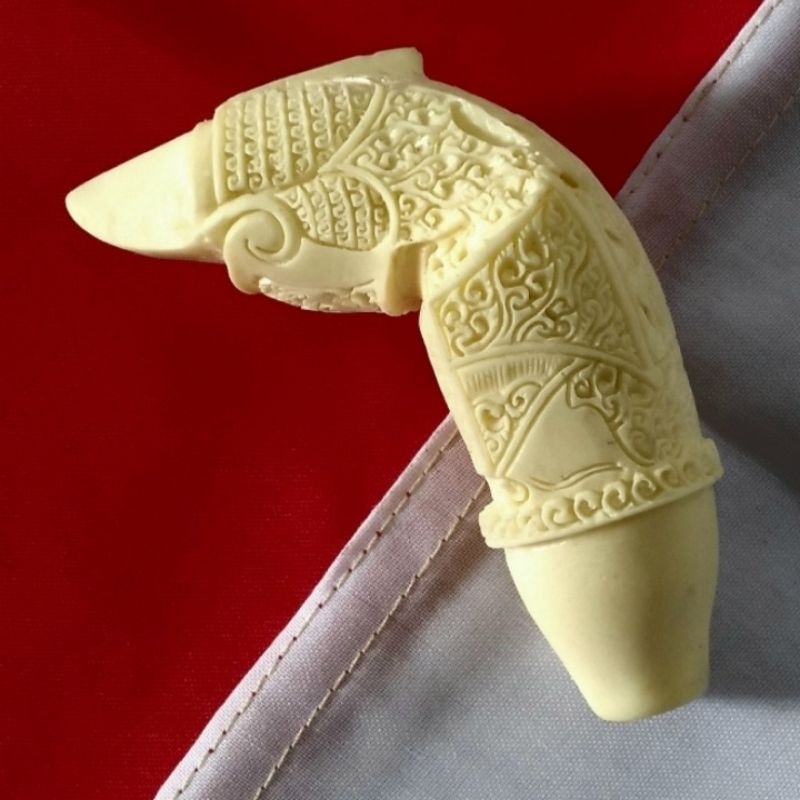 Deder Keris ASLI Tulang Sapi Utuh langsung diukir,| Deder keris | Handle keris no 059