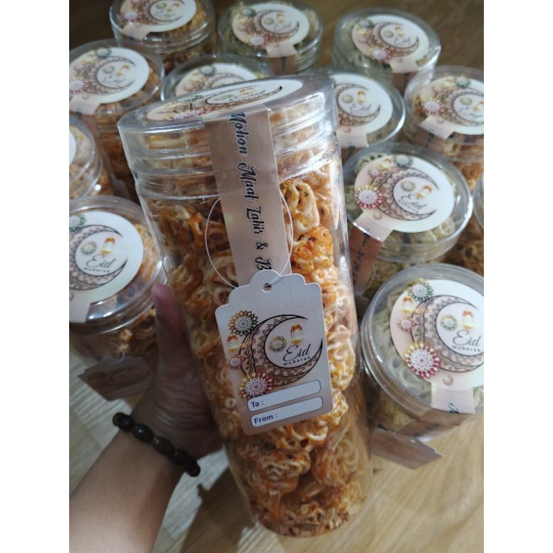 

Hampers Lebaran Satuan Sebring Rafael daun jeruk kriuk gak keras rasa enak packing mewah isi 1 pcs