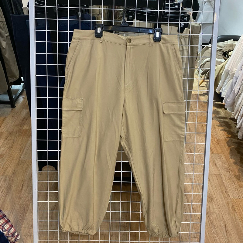Uniqlo Cargo Pants