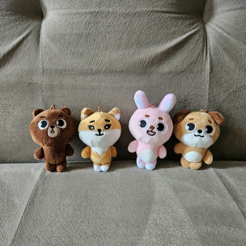 READY STOCK Denimalz day6 keychan doll unofficial