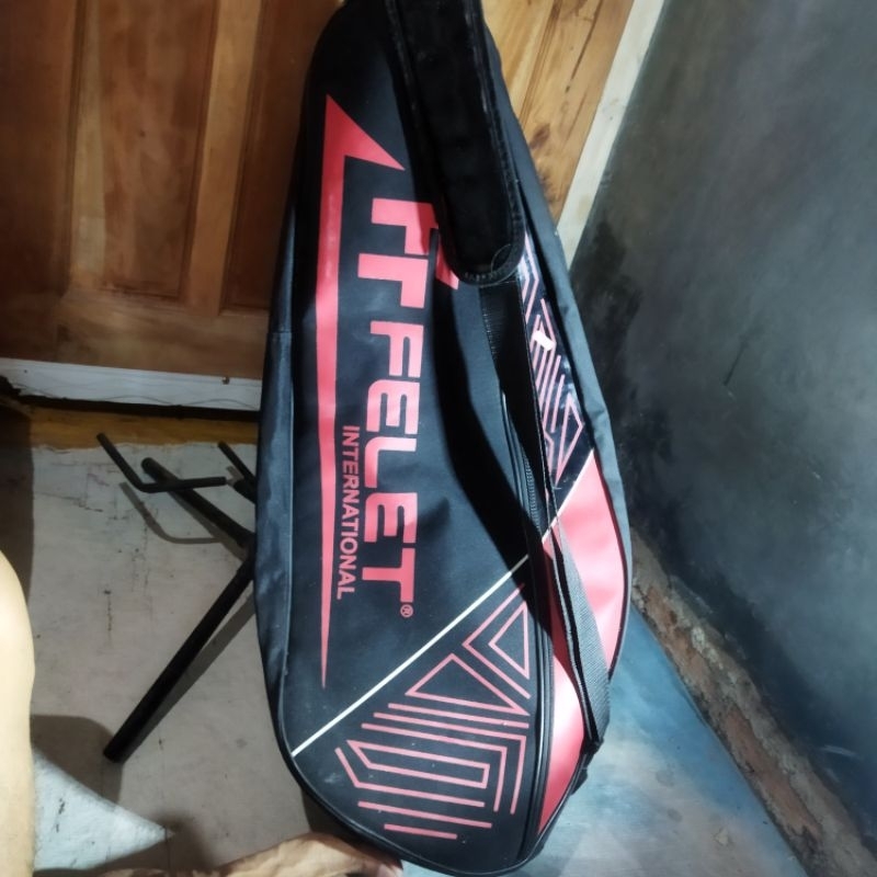 felet tas raket jumbo badminton bulutangkis tenis lapangan