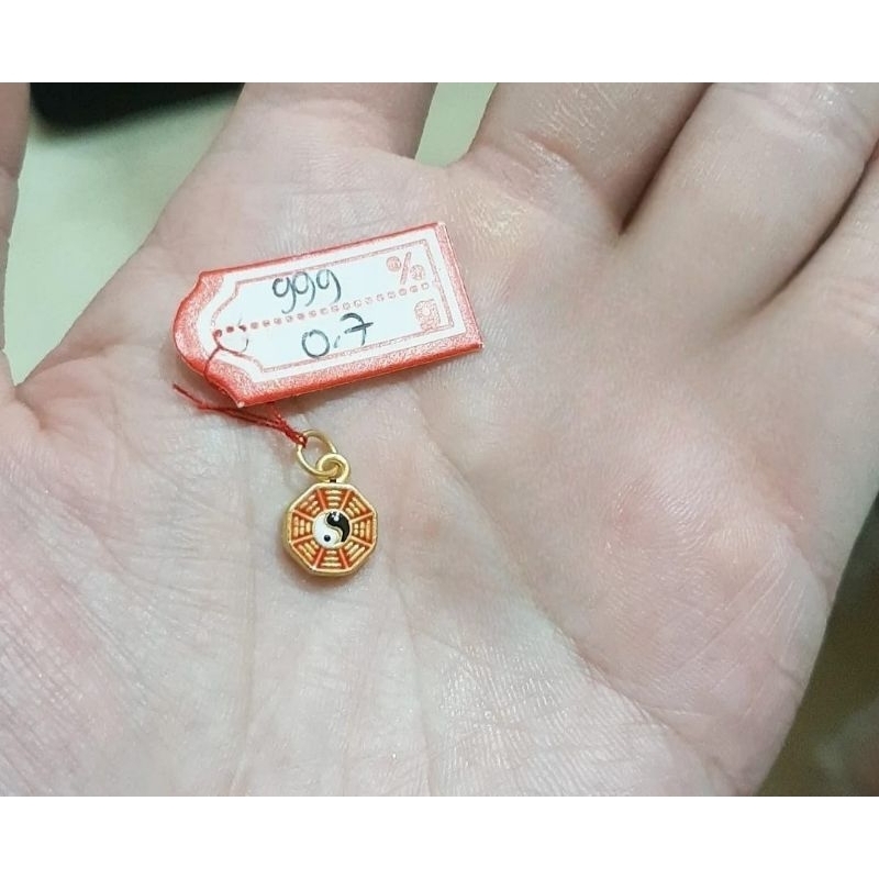 Liontin emas 24k pat kwa merah