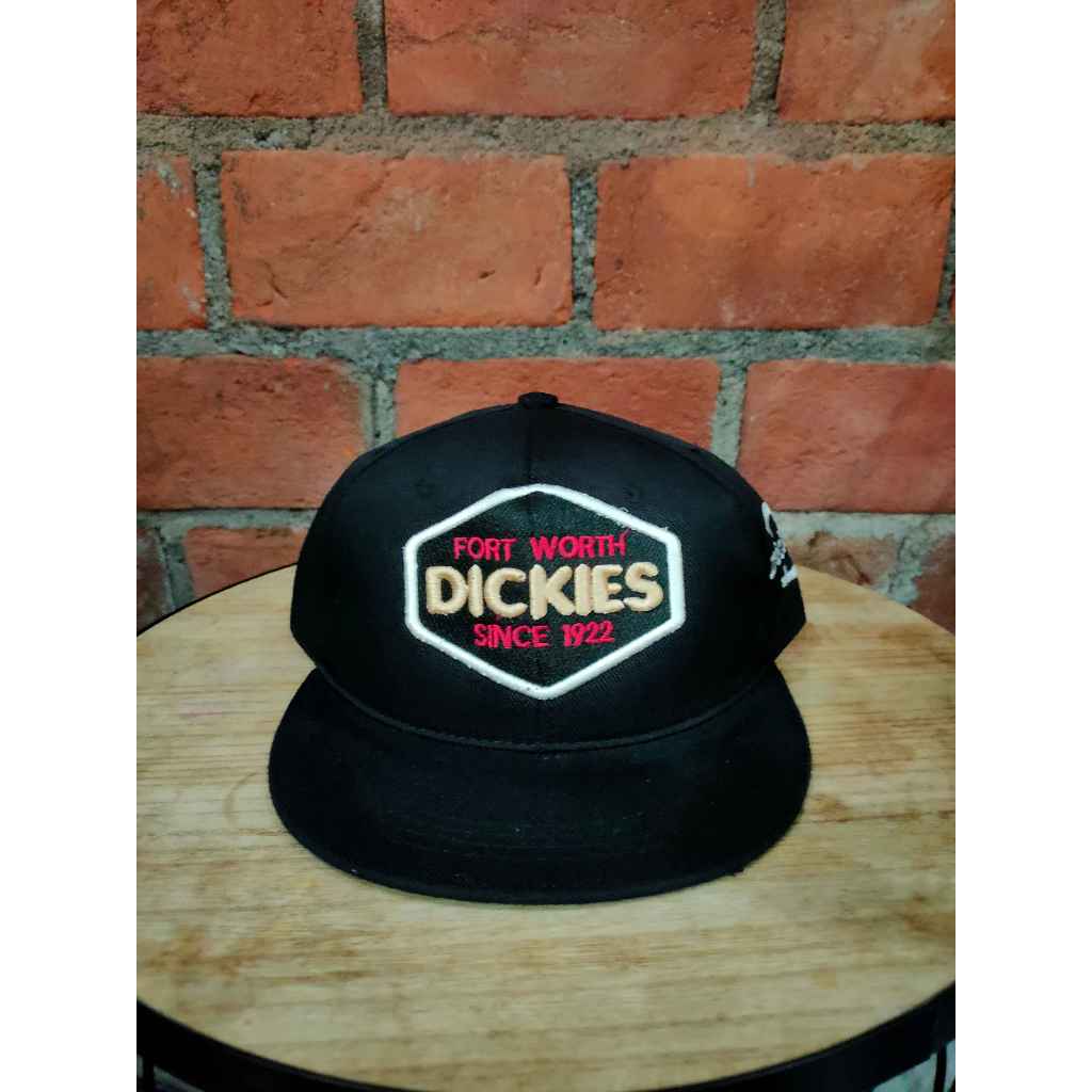 Topi Snapback Distro Bordir Tebal Logo DICKIES – Pria & Wanita, Adjustable