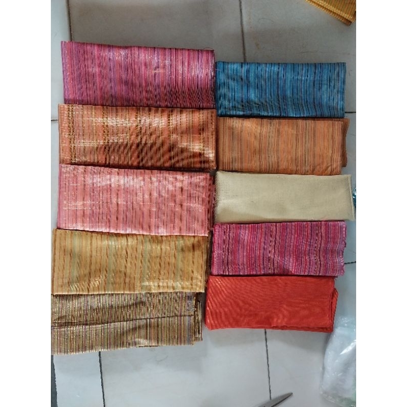 Kain Lurik Bali  50 cm x 100 cm / Kain Egi / Kain pelapis Egi
