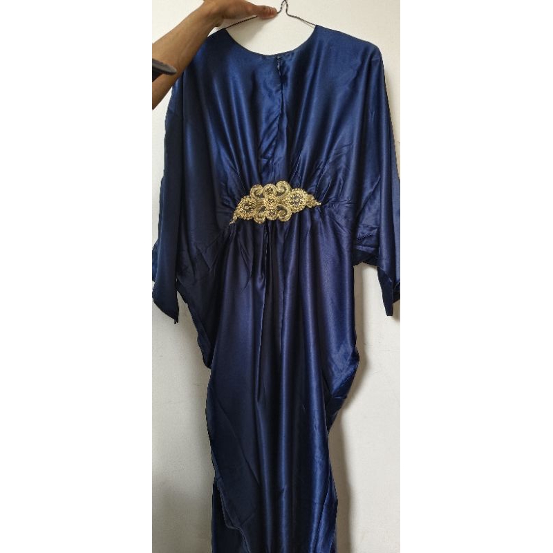 Kaftan Lebaran Vanesha Margaretha Navy Friendly Busui
