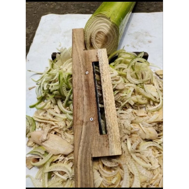 Alat cacah pohon pisang, gedebok, debok / Alat cacah pohon pisang buat pakan ternak