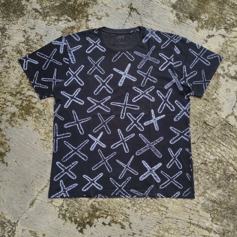 KAOS UNIQLO × KAWS FULL PRINT L SECOND