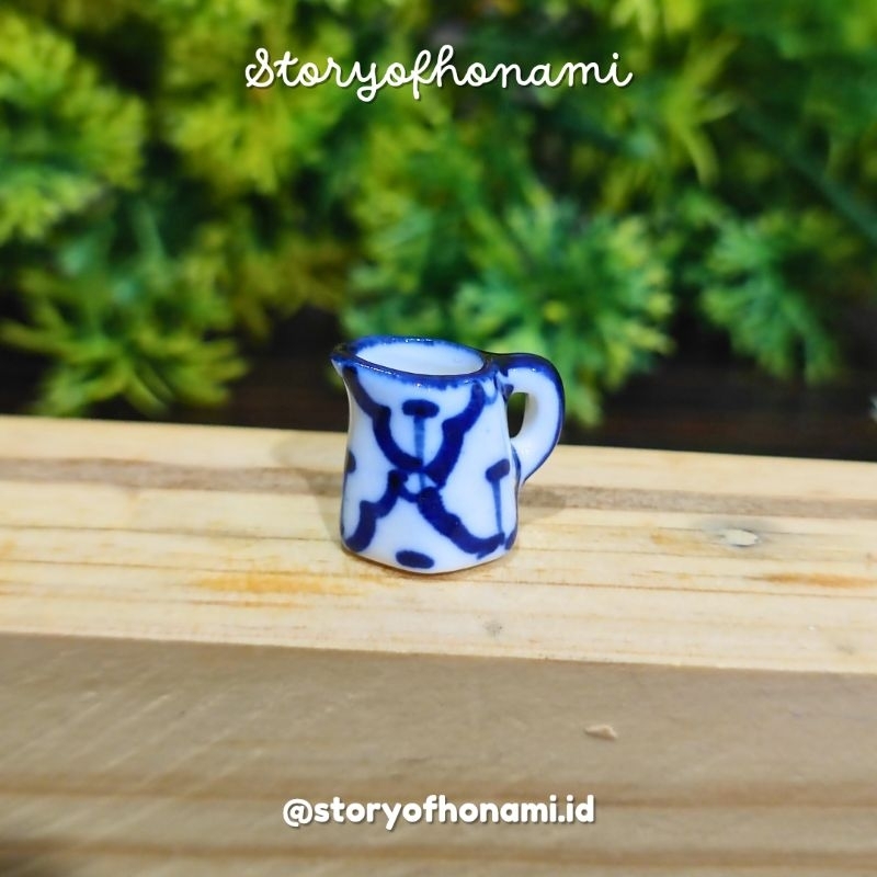 MINIATUR 1:12 TEKO AIR MOTIF ABSTRAK (1.8 x 1.4 x 1.6 cm) KERAMIK TEH POLOS MINUMAN NENDOROID SHF FI