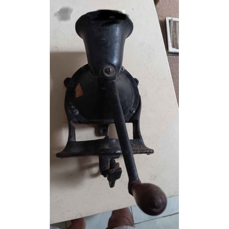 Gilingan kopi jadul spong made in ENGLAND No 4