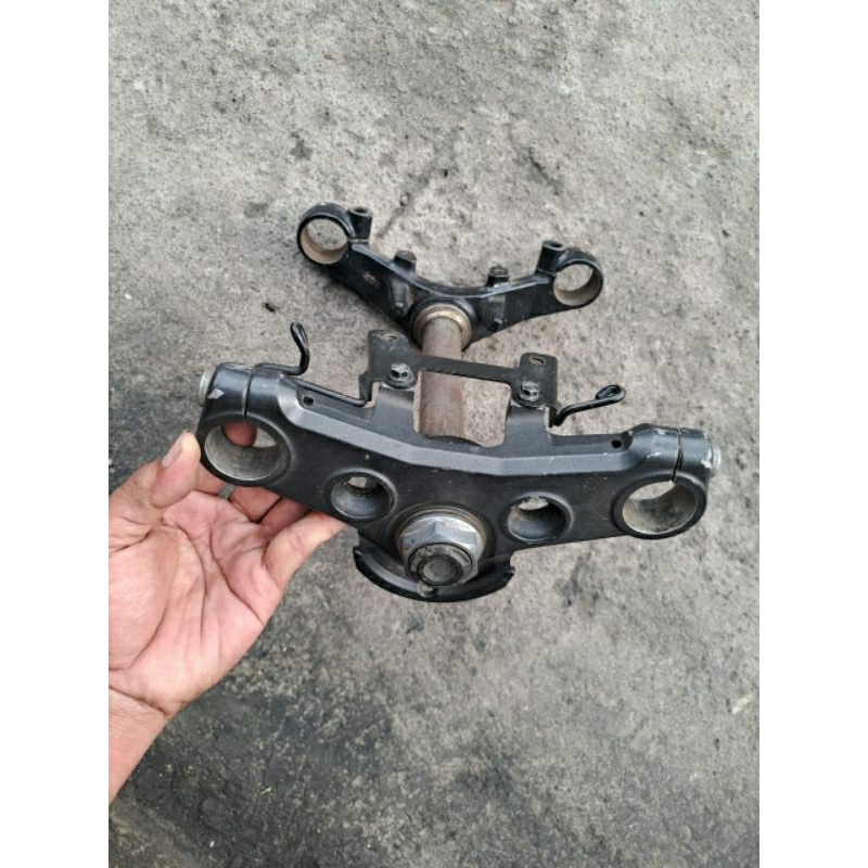 segitiga T atas bawah honda new CB150R cb150 led facelift original