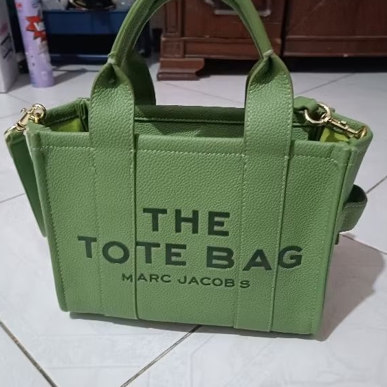 MarcJacobs TheToteBag Second
