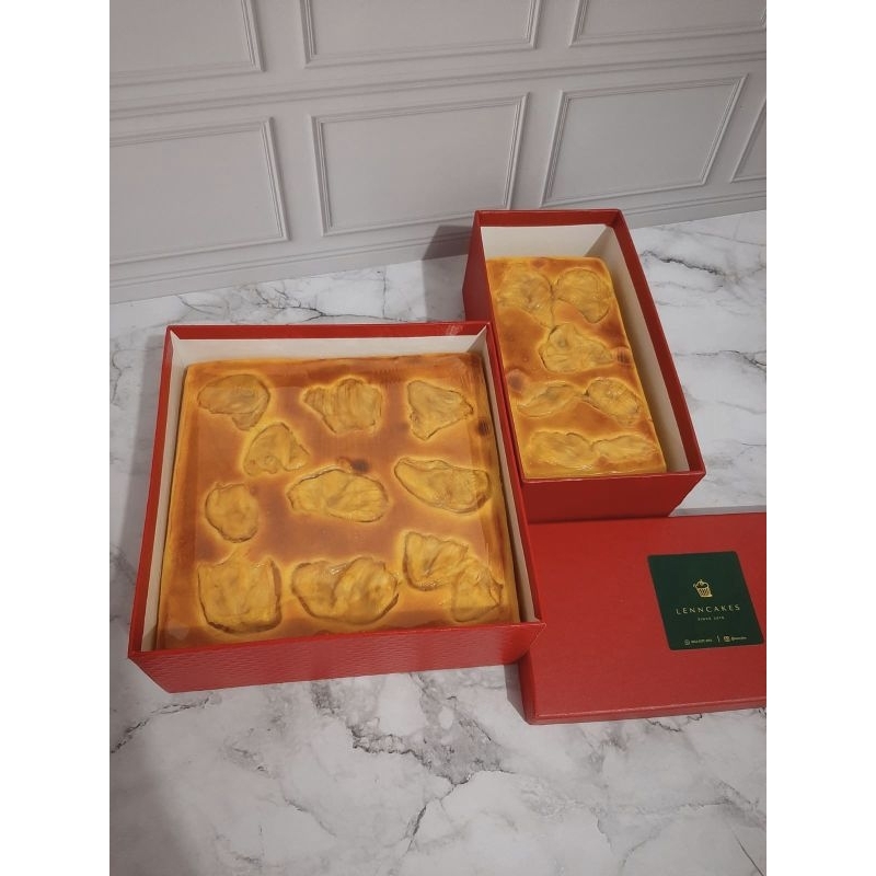 

Lenncakes Lapis Premium Wisman Cempedak