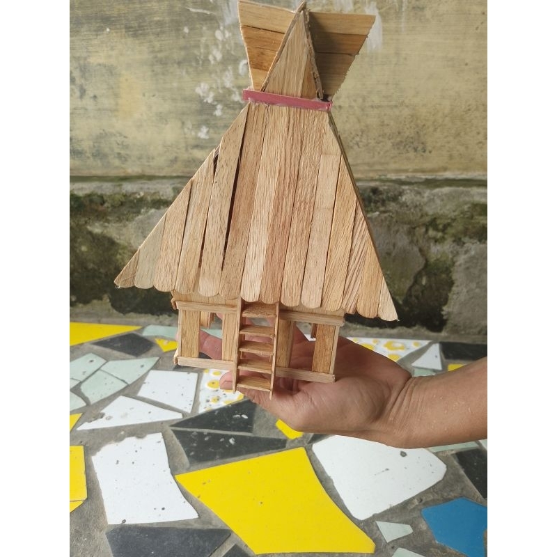 ‎Prakarya Rumah Adat Batak Karo Sumatera Utara