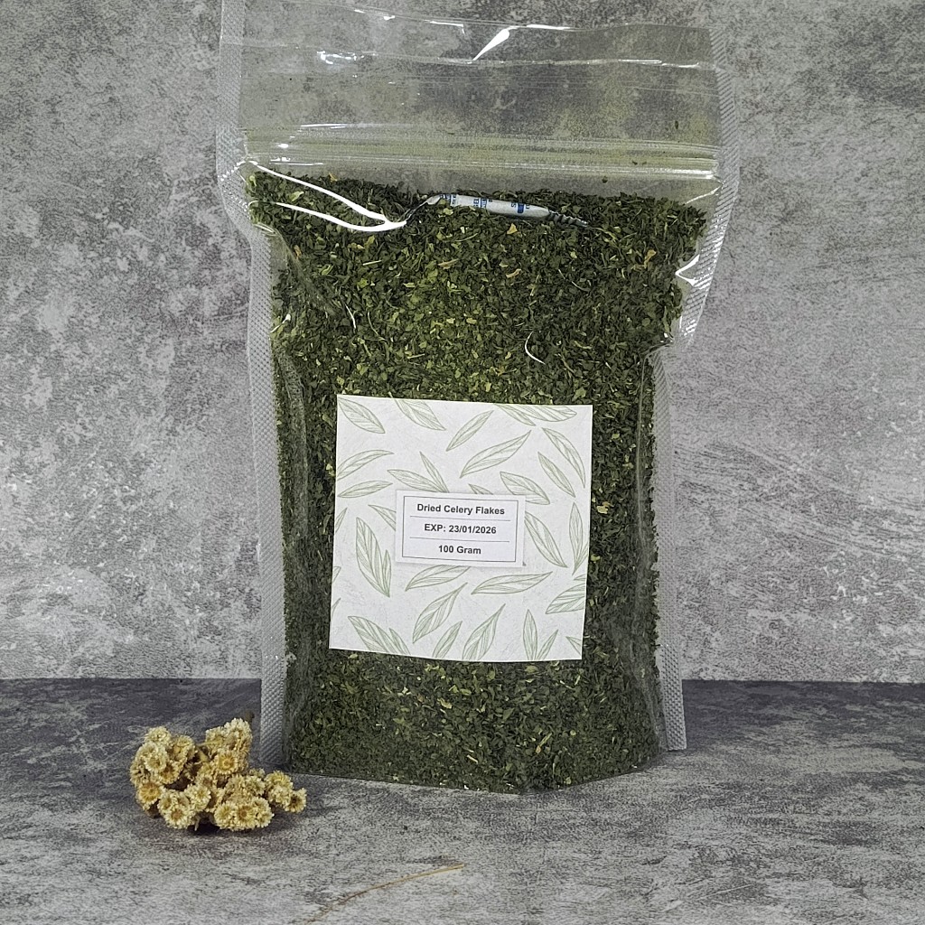 

Seledri Kering Dried Celery Flakes ukuran 50 gram dan 100 gram