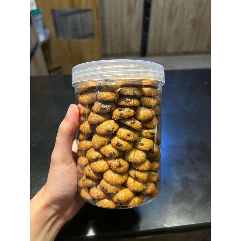 

chocolate chip cookies big size