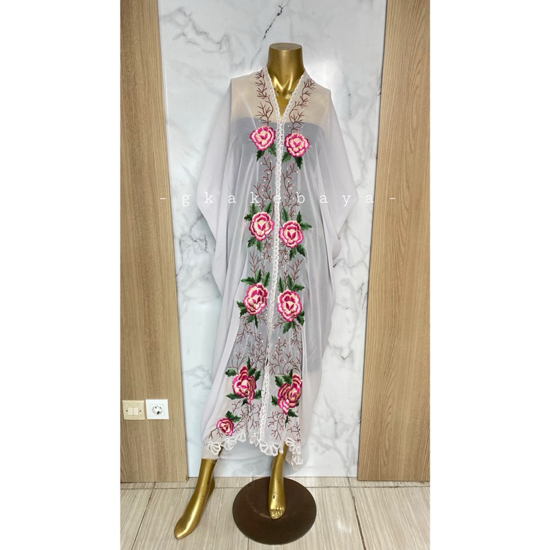 KEBAYA PANJANG BORDIR BUNGA PUTIH/KAIN KEBAYA/KEBAYA BALI