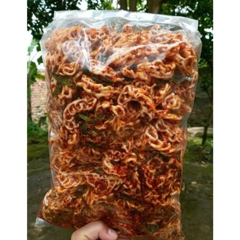 

Kerupuk Seblak Rafael Kering Pedas Daun Jeruk 1 KG