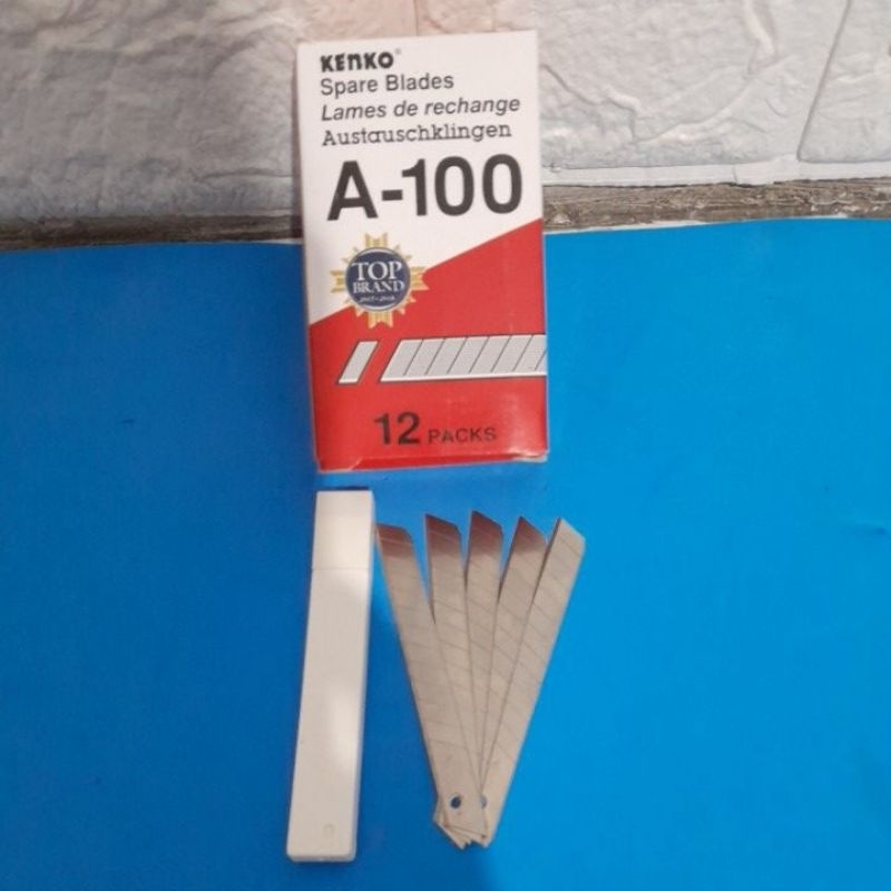 

Refill pisau cutter kenko A-100 (1kotak kecil isi 5 psc pisau)