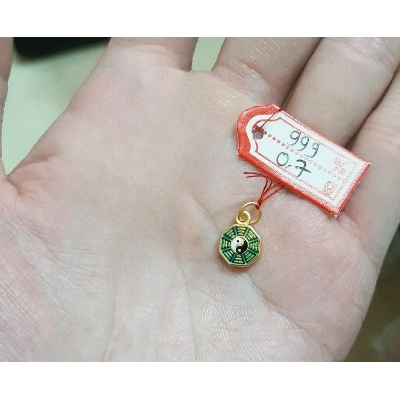 Liontin emas 24k pat kwa hijau