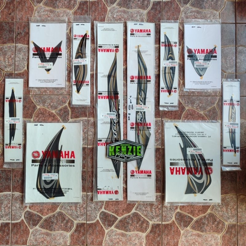 Stiker Striping Graphic Mio Soul Hitam metalik 2008 Original YGP
