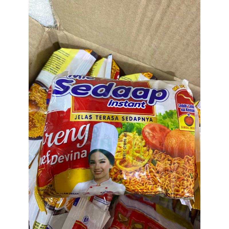

mie sedaap goreng devina